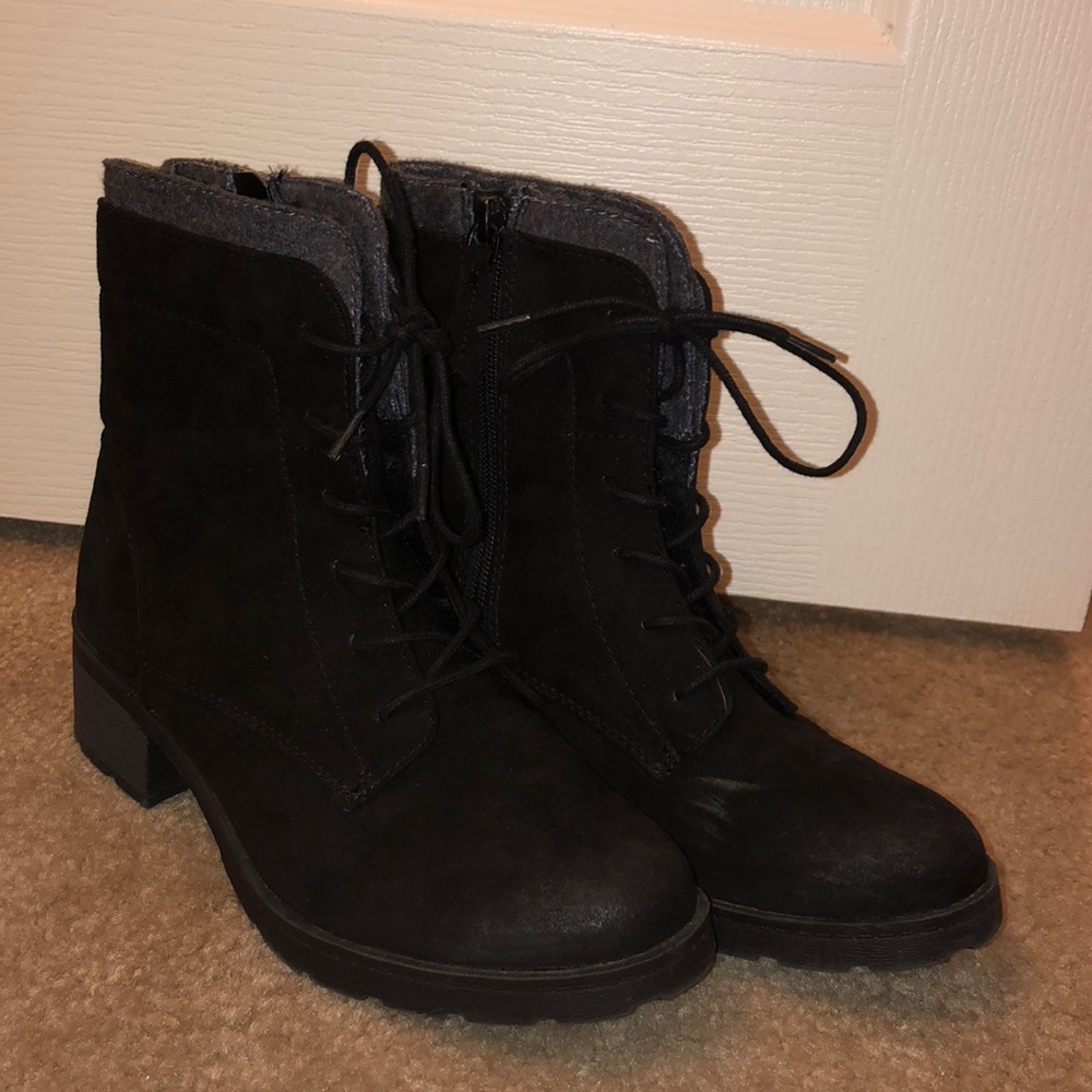 women’s black suede combat boots